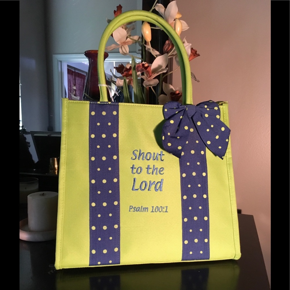 Tote- Shout to the Lord. Psalm 100:1